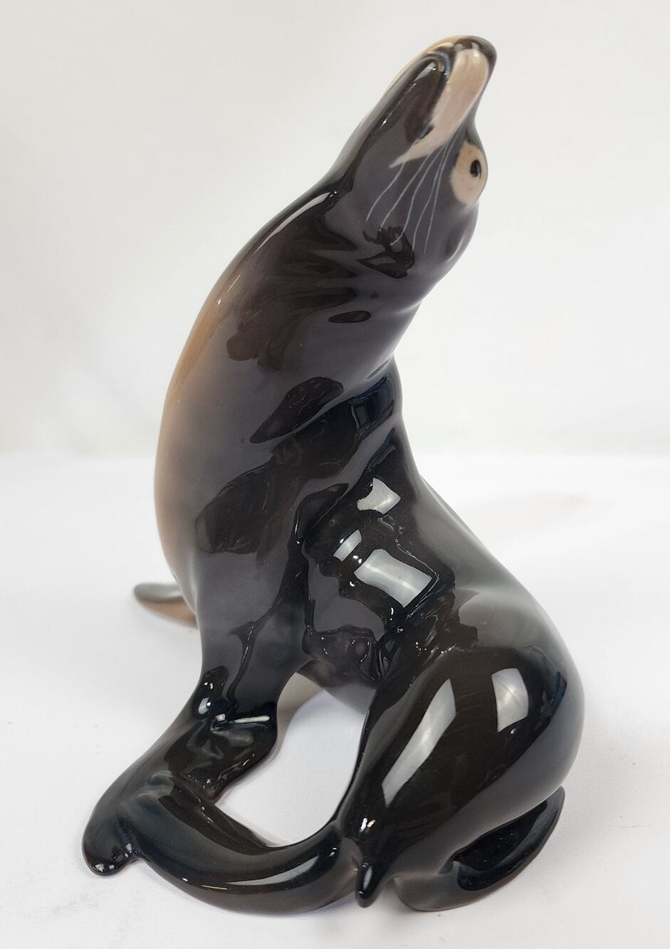 B&G Royal Copenhagen 7" Glossy Gray Seal #1733 Knud Moeller for Bing & Grondahl